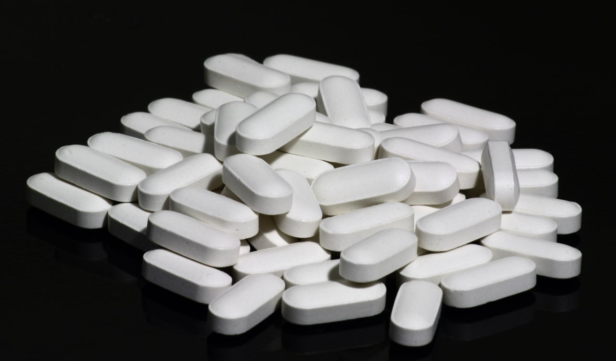 Q4 2023 Whitepaper: China's Nutritional Supplements Market Analysis cover